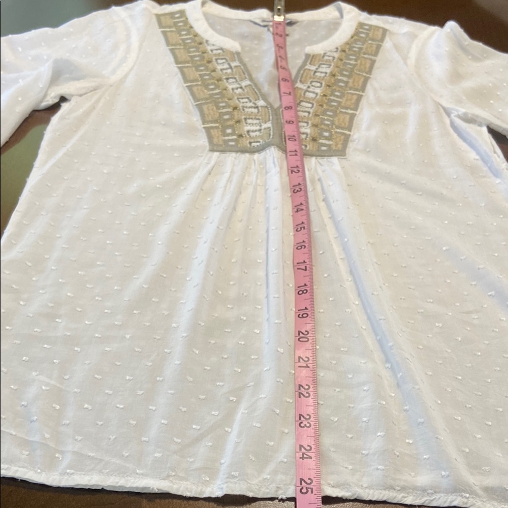 Embroidered White Blouse with Intricate Embroidered Design, Tommy Bahama, sz XXS - Picture 6 of 9